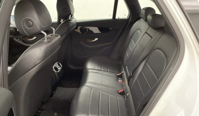 
								Mercedes-Benz GLC 200 full									