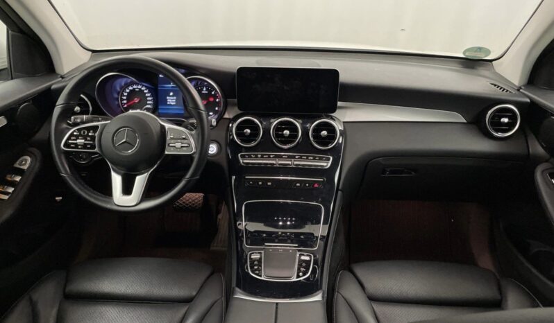 
								Mercedes-Benz GLC 200 full									