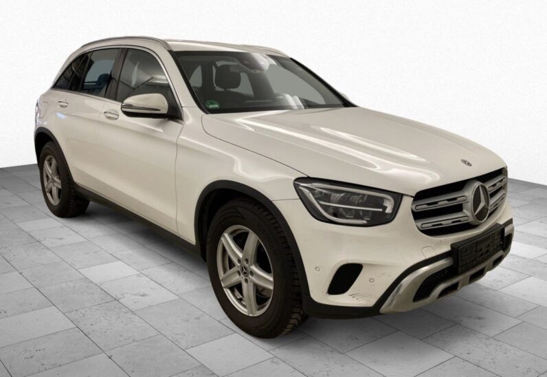 
								Mercedes-Benz GLC 200 full									