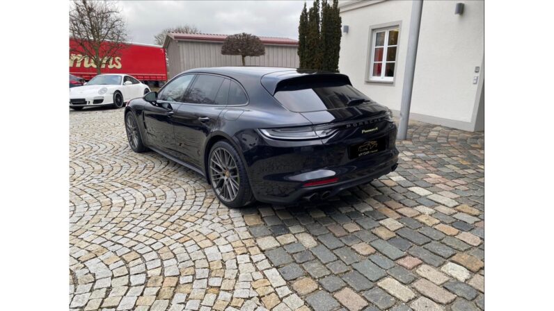 
								Porsche Panamera full									