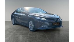 Toyota Camry 2.5 Executive + LED + NAVI + SHZ + LED + RFK