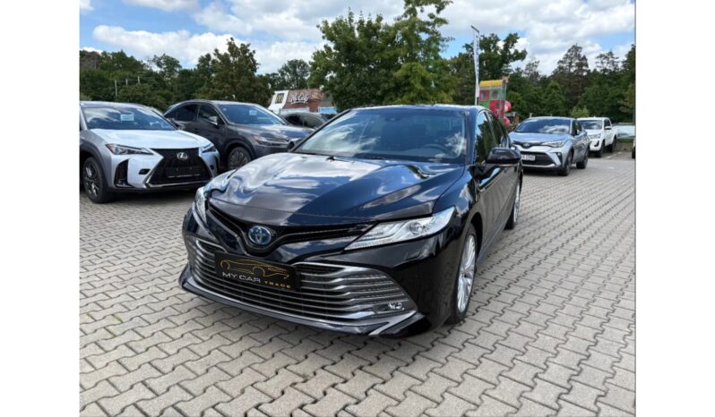 
								Toyota Camry 2.5 Executive + LED + NAVI + SHZ + LED + RFK full									