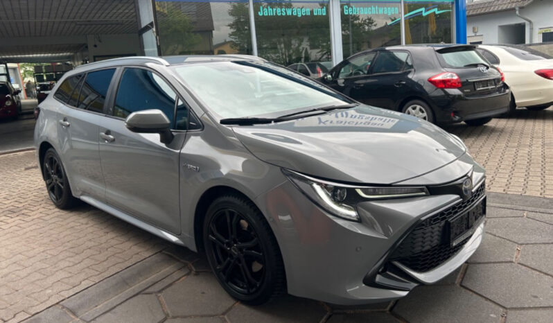 
								Toyota Corolla Touring Sports Hybrid Team D 2.0 Bi-Led full									