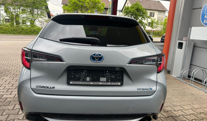 
								Toyota Corolla Touring Sports Hybrid Team D 2.0 Bi-Led full									