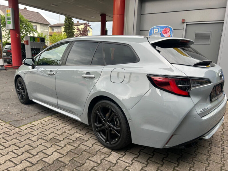 
								Toyota Corolla Touring Sports Hybrid Team D 2.0 Bi-Led full									