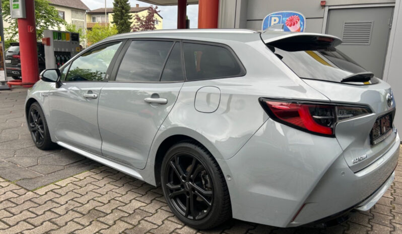 
								Toyota Corolla Touring Sports Hybrid Team D 2.0 Bi-Led full									