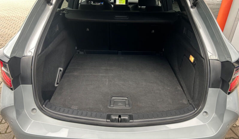 
								Toyota Corolla Touring Sports Hybrid Team D 2.0 Bi-Led full									