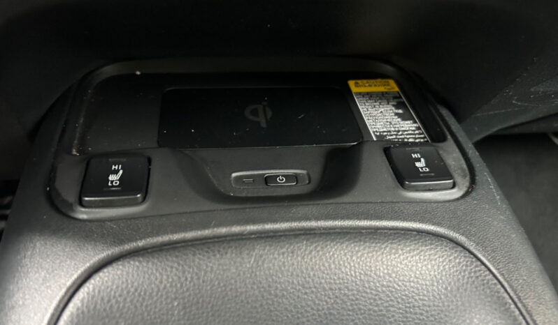 
								Toyota Corolla Touring Sports Hybrid Team D 2.0 Bi-Led full									