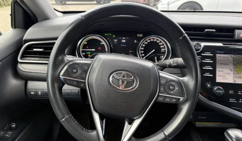 
								Toyota Camry 2.5 Executive + LED + NAVI + SHZ + LED + RFK full									