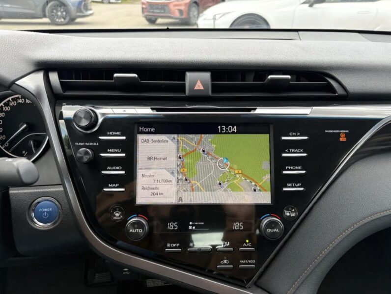 
								Toyota Camry 2.5 Executive + LED + NAVI + SHZ + LED + RFK full									