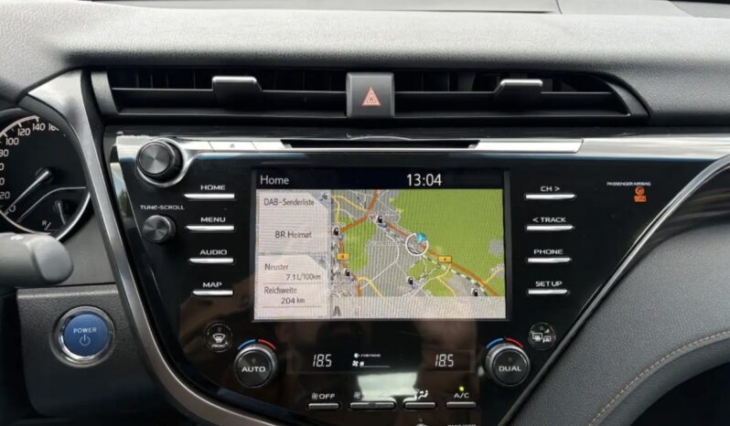 
								Toyota Camry 2.5 Executive + LED + NAVI + SHZ + LED + RFK full									