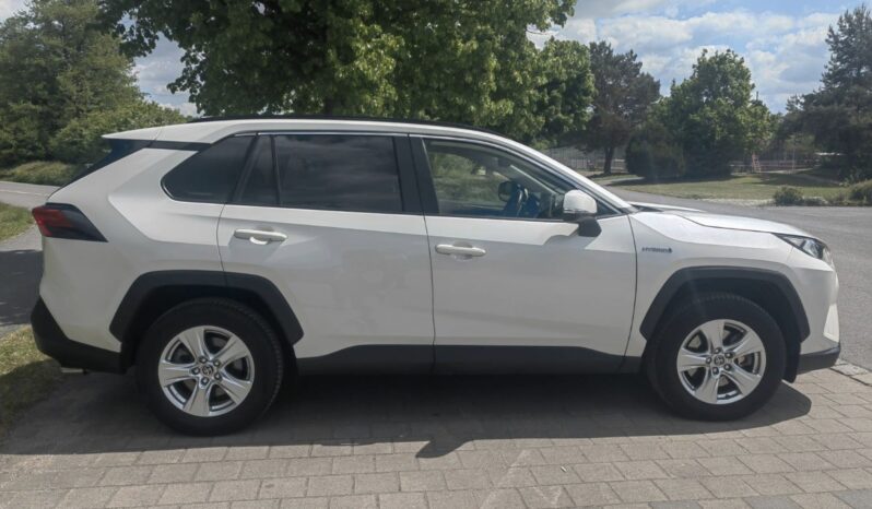 
								Toyota RAV 4 2.5 4×4 Hybrid Team Deutschland full									
