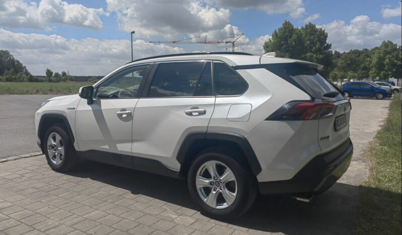 
								Toyota RAV 4 2.5 4×4 Hybrid Team Deutschland full									