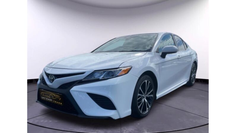 
								Toyota Camry i,SE/ACC/AUTOMAT/ full									