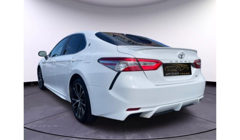 
								Toyota Camry i,SE/ACC/AUTOMAT/ full									