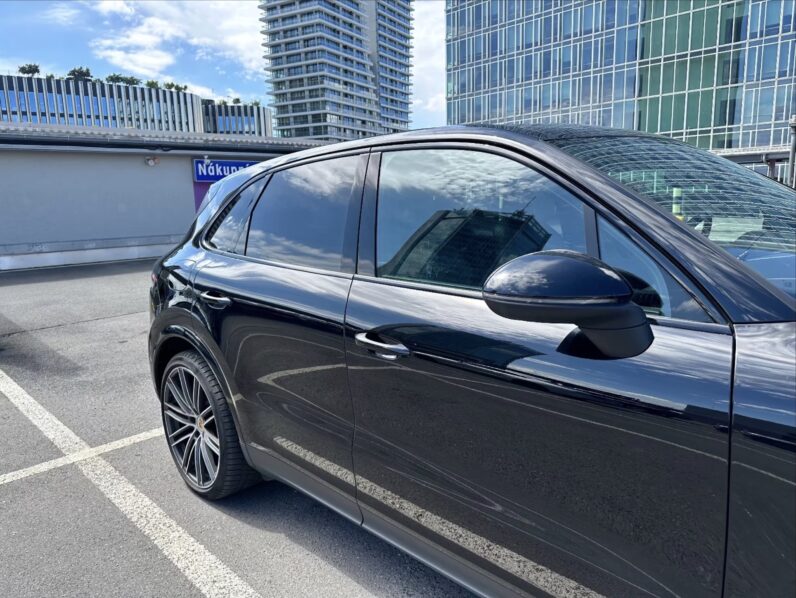 
								Porsche Cayenne 3.0 V6 Tiptronic full									