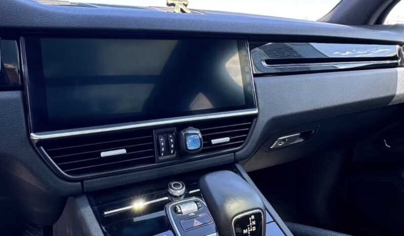 
								Porsche Cayenne 3.0 V6 Tiptronic full									