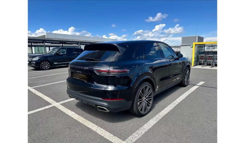 
								Porsche Cayenne 3.0 V6 Tiptronic full									