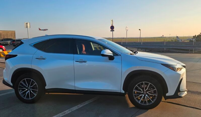 
								Lexus NX 350h Business Edition (Comfort Top) full									