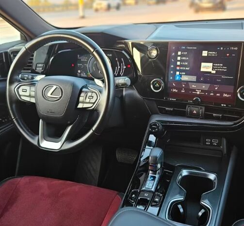 
								Lexus NX 350h Business Edition (Comfort Top) full									
