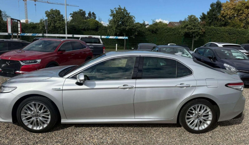 
								Toyota Camry Hybrid Executive full									