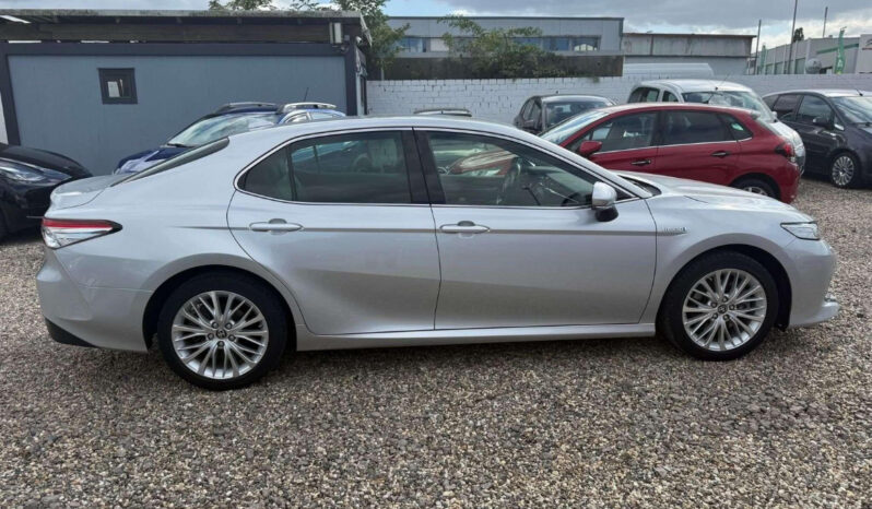 
								Toyota Camry Hybrid Executive full									