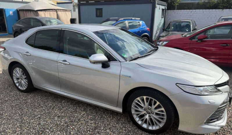 
								Toyota Camry Hybrid Executive full									