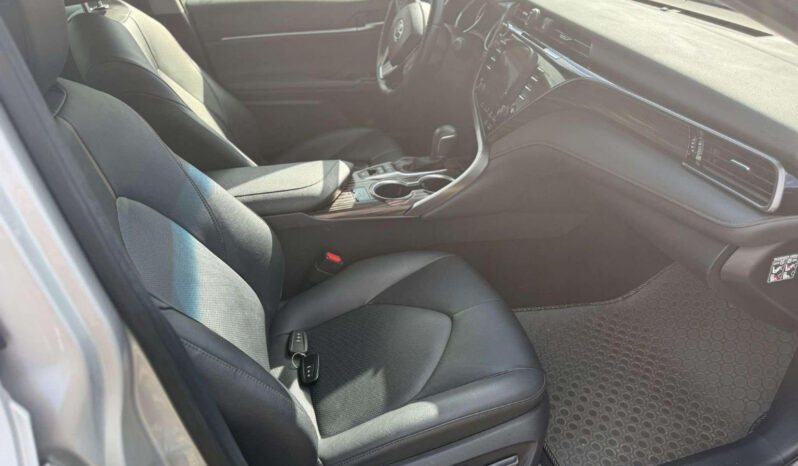 
								Toyota Camry Hybrid Executive full									