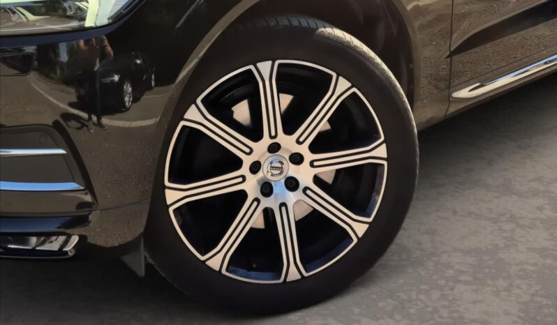 
								Volvo XC 60 D5 AWD full									
