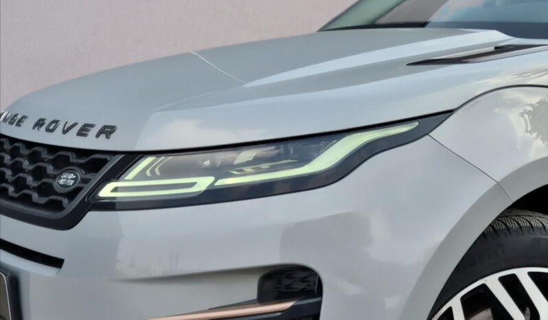 
								Land Rover Range Evoque SE 4wd full									