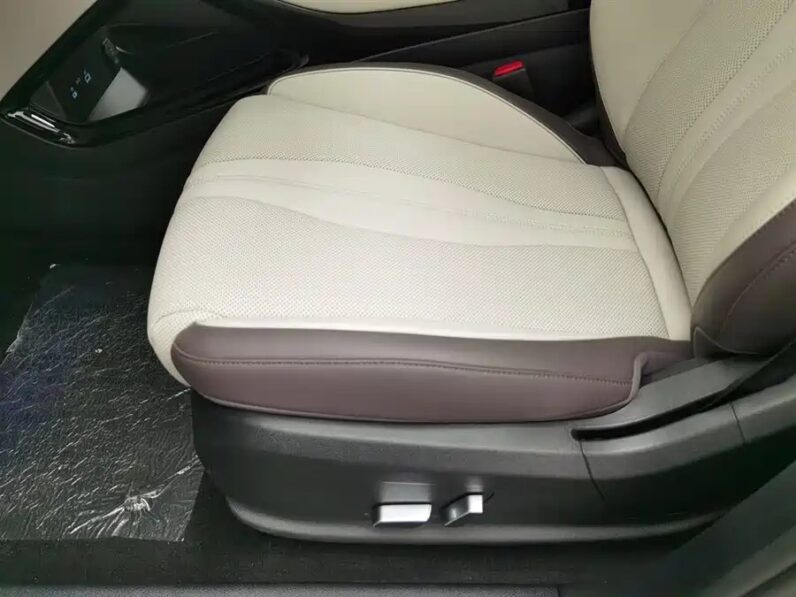 
								2025 BYD Seal U DM-I Editia Smart Driving full									
