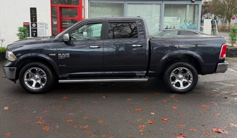 
								2020 Dodge Ram 1500 Laramie 4×4,5.7 Hemi full									