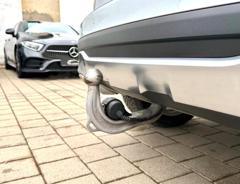 
								2020 Mercedes Benz GLA 250 full									
